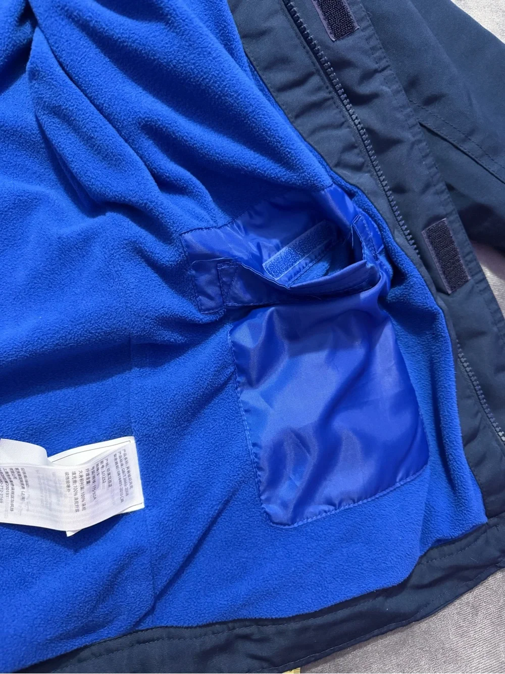 Hollister small
